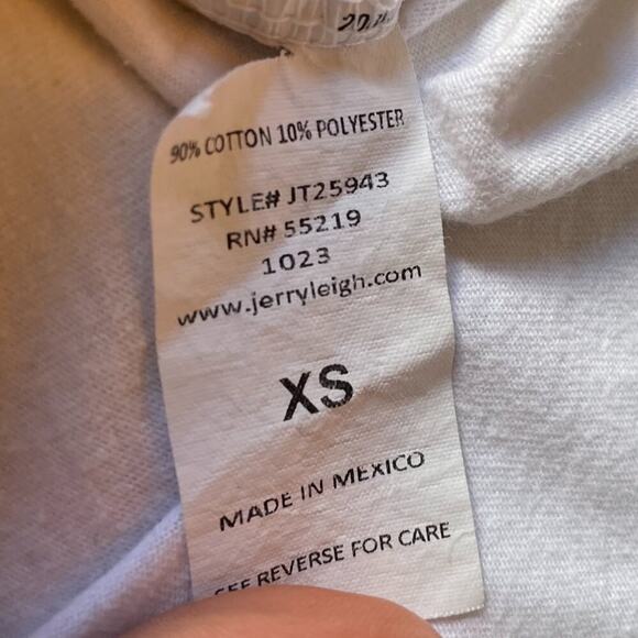 Disney Classic Unisex Cotton Blend Mickey Mouse Short Sleeve White T-Shirt, XS - Picture 8 of 9